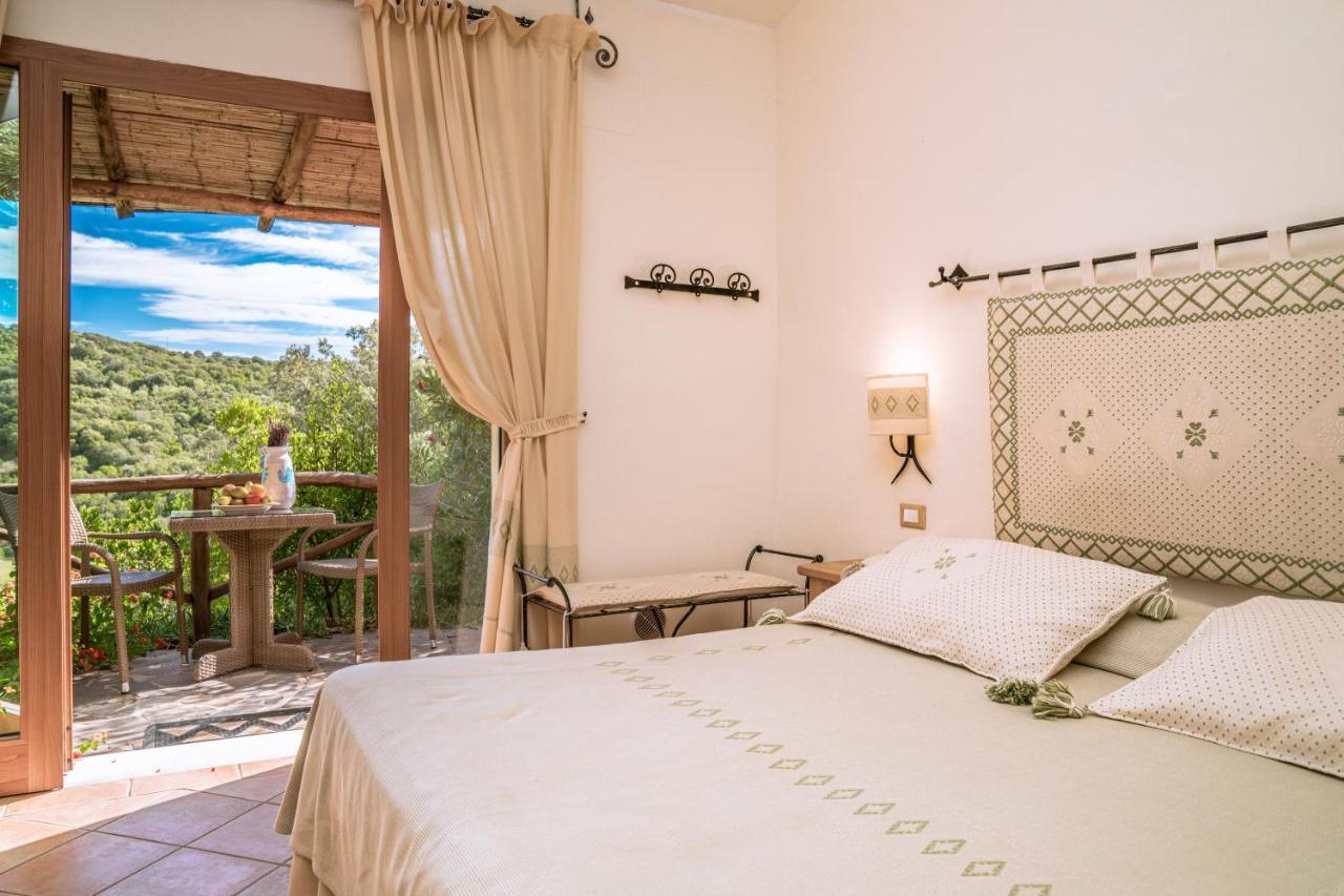 Hotel Aldiola Country Resort Сант Антонио Ди Галура Екстериор снимка