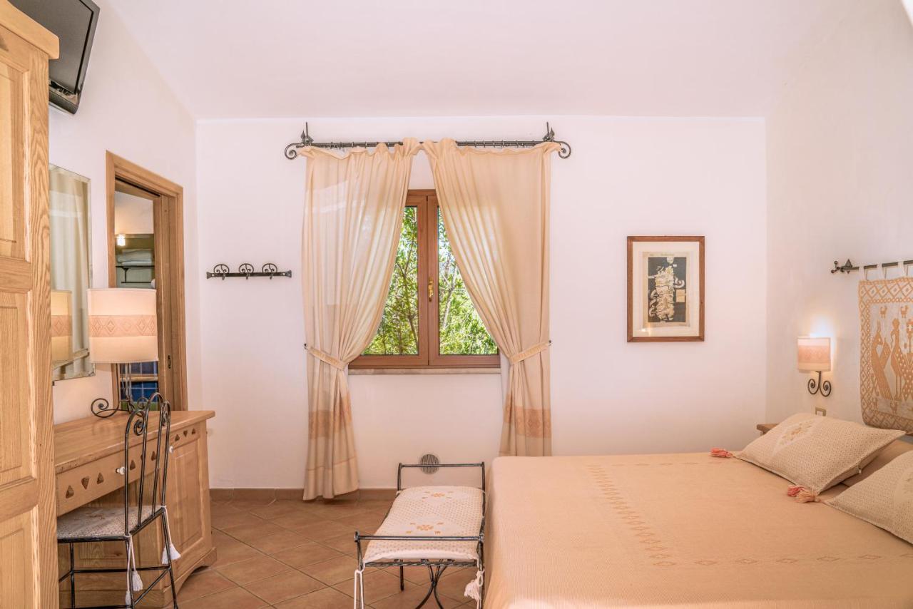 Hotel Aldiola Country Resort Сант Антонио Ди Галура Екстериор снимка
