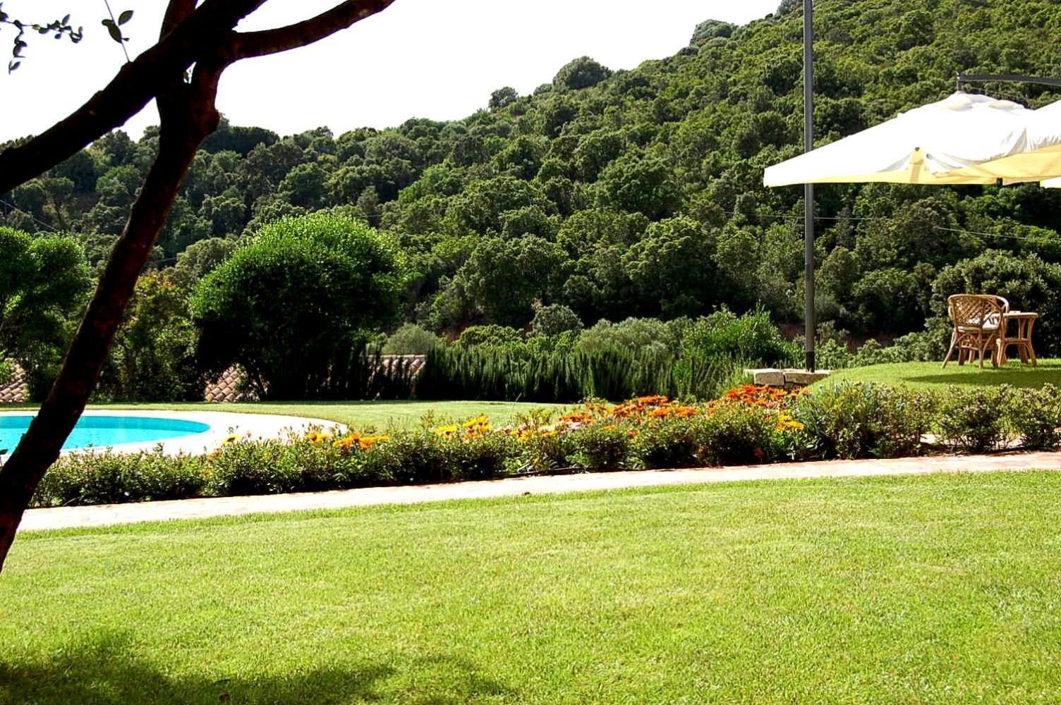 Hotel Aldiola Country Resort Сант Антонио Ди Галура Екстериор снимка